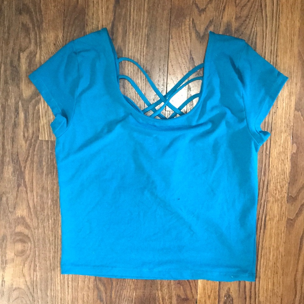 NWOT Strappy Back Crop Top